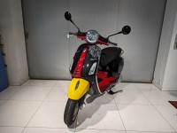 Vespa Primavera 50 Disney Mickey Mouse Edition
